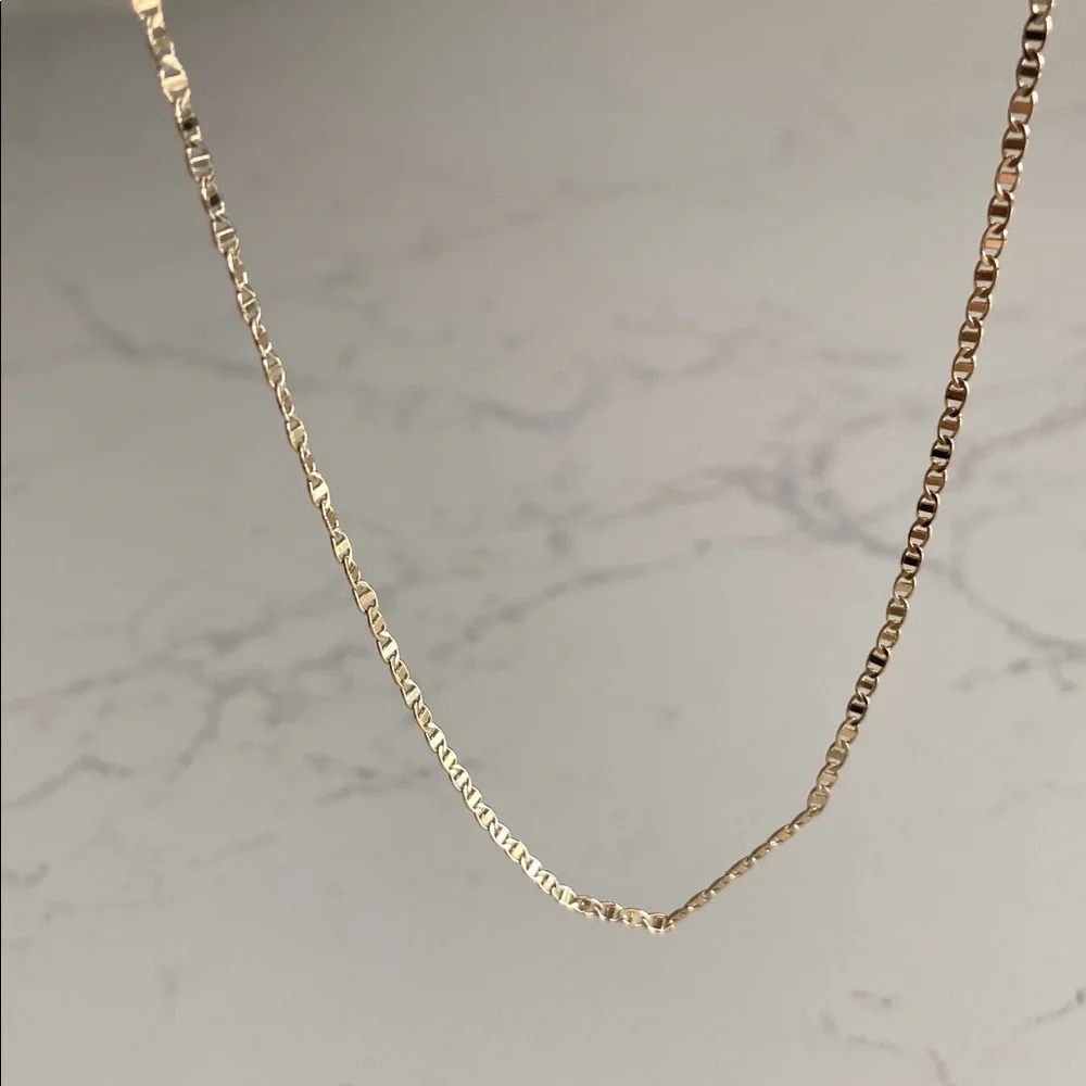 Pretty Bird โข Yellow Gold Plated Flat Mini Mariner Chain - Picture 1 of 10